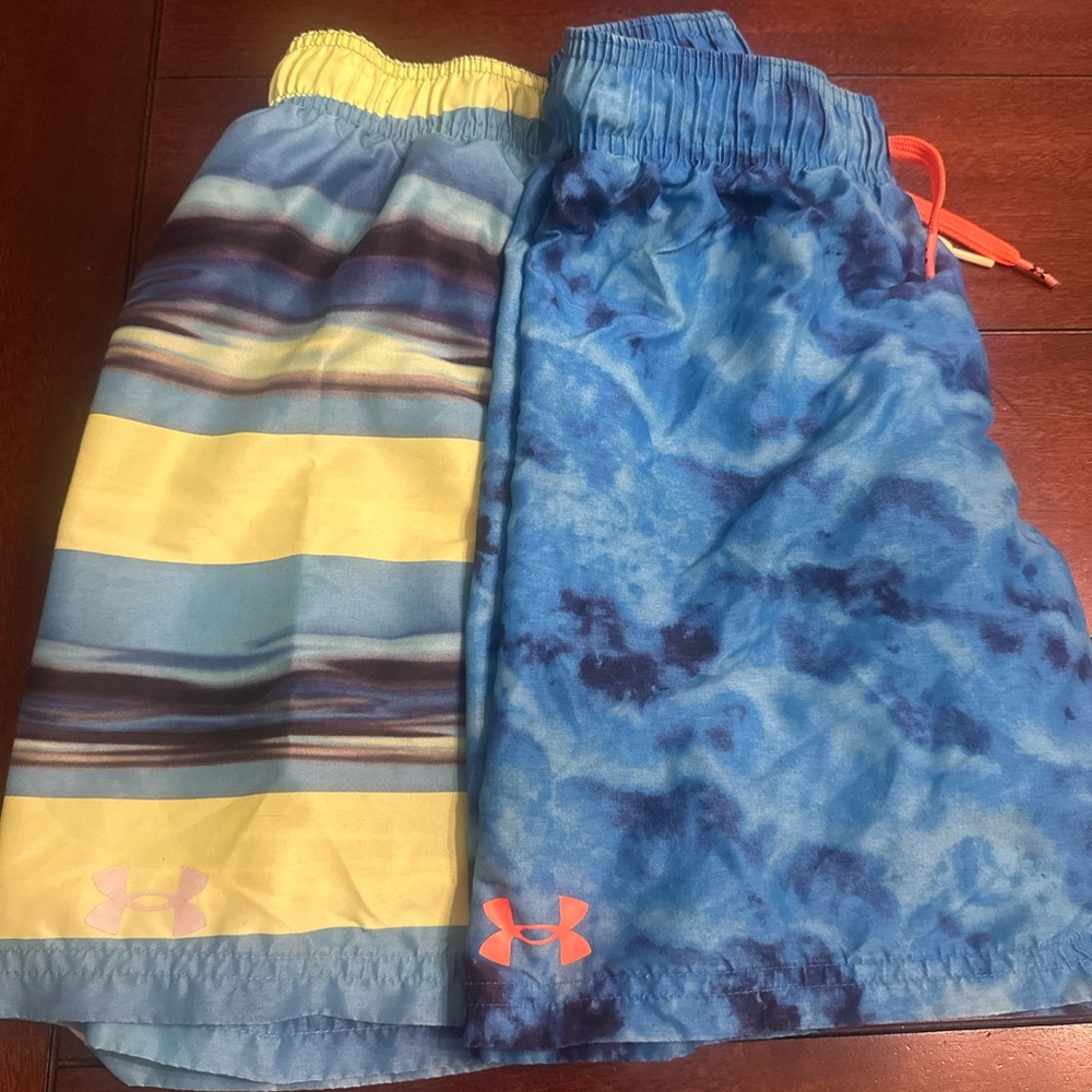 Under Armour boys bath suits size med